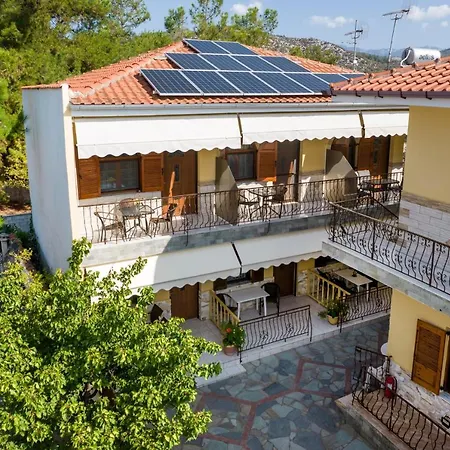 Laskarina Onar Apartment Potos