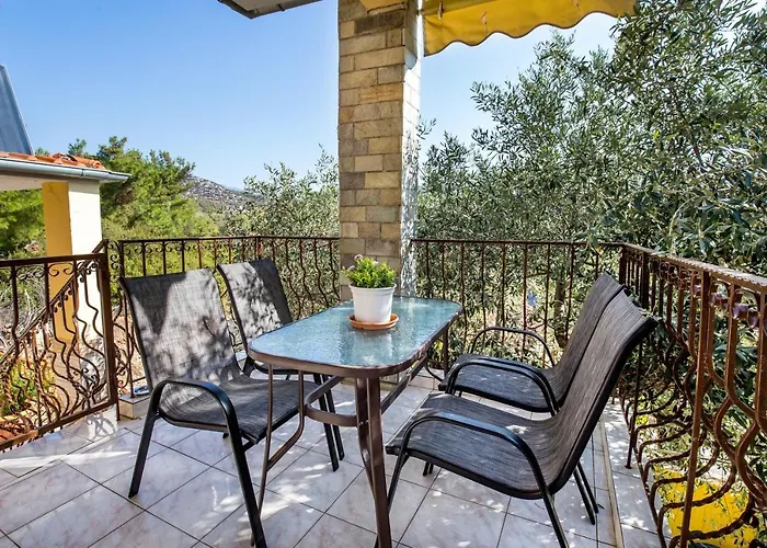 Laskarina Onar * 波托什