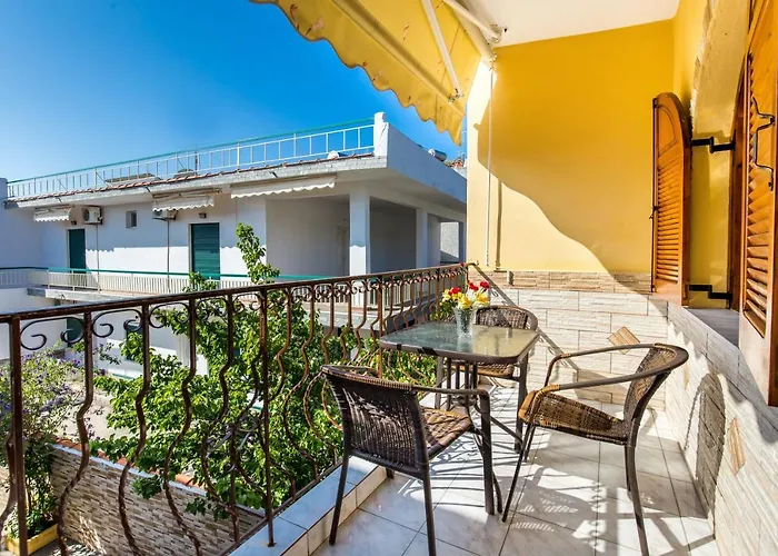 Laskarina Onar 公寓 *